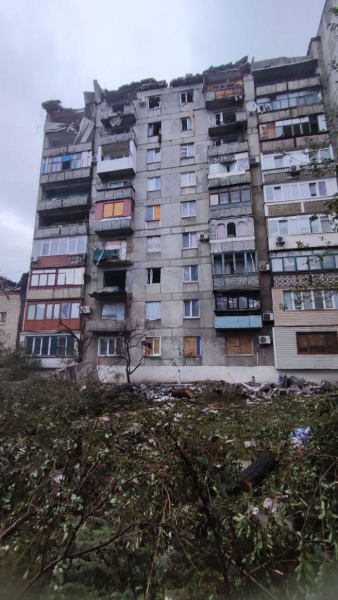 Наслідки обстрілів у Торецьку, фото: Павло Кириленко