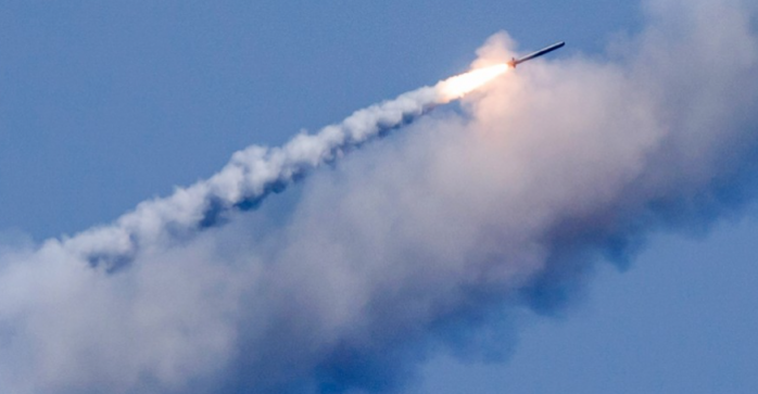 Украинская ПВО сбила на востоке четыре из пяти российских ракет