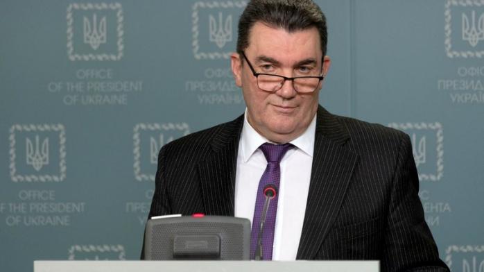 Зеленский утвердил решение СНБО о невозможности переговоров с путиным