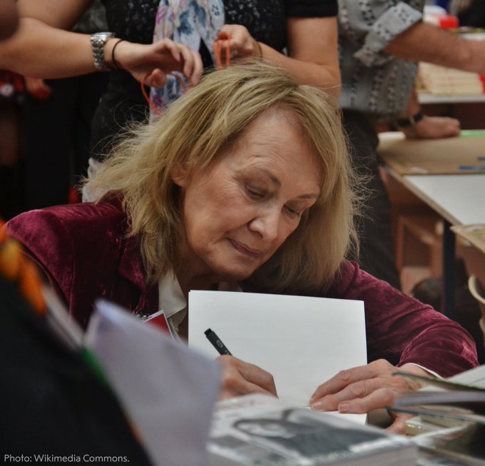 Нобелівську премію з літератури здобула французька письменниця Анні Ерно