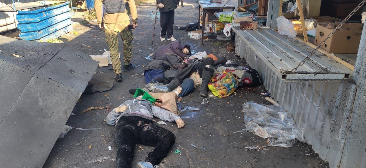 росія вдарила по центральному ринку Авдіївки, є багато загиблих і поранених (ФОТО)