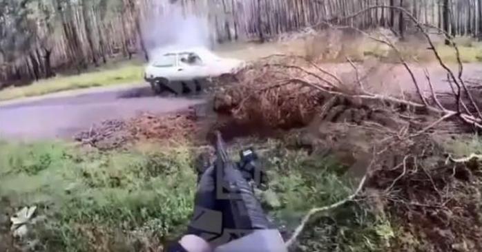 Во время уничтожения российских разведчиков, скриншот видео