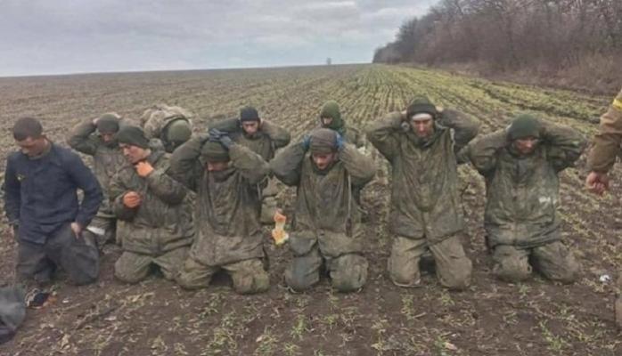 Мобілізовані в рф оснащені гірше за війська, які вже в Україні — розвідка Британії