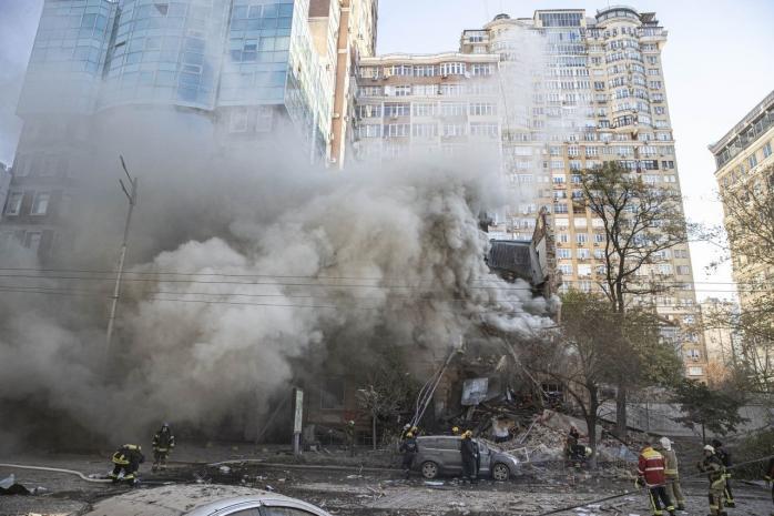 Воздушные силы прокомментировали удары «Шахедами» по Киеву