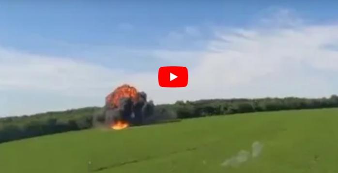 Момент збиття і падіння російського Су-25 потрапив на відео