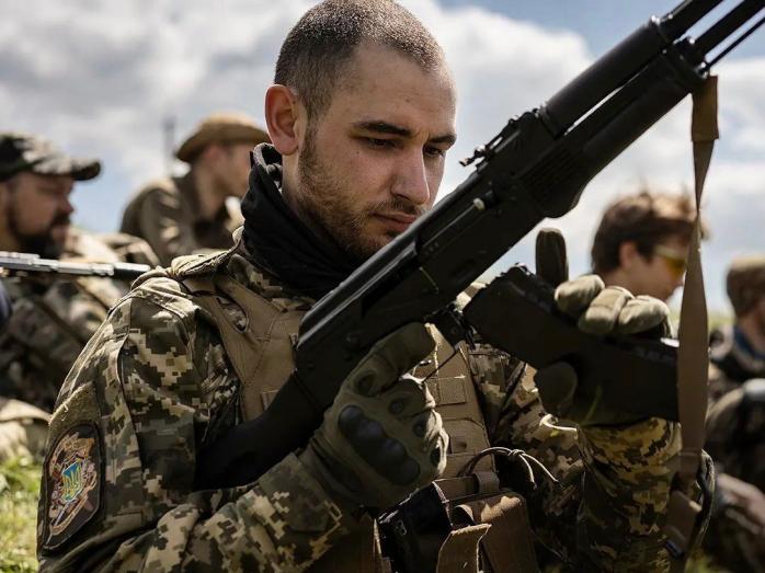 86% украинцев уверены в необходимости продолжать вооруженную борьбу против рф. Фото: 