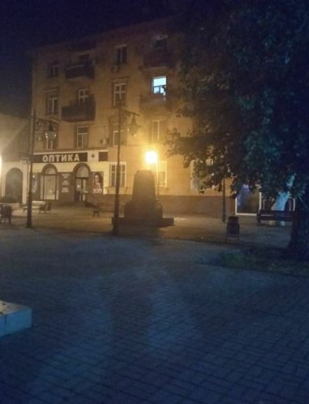Загарбники вкрали з Херсона пам’ятники Суворову та Ушакову. Фото: РосЗМІ