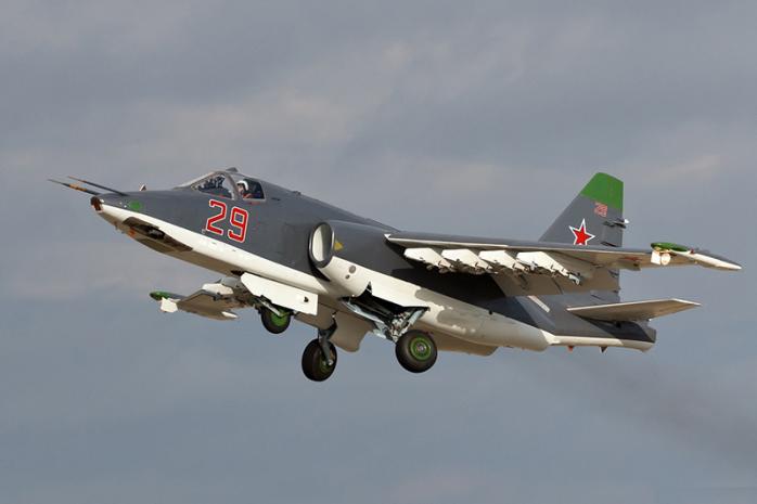 На Херсонщині збили російський штурмовик Су-25. Фото: 
