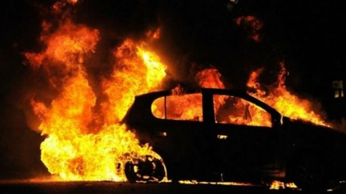 Автомобиль коллаборанта взорвали в Бердянске. Фото: 6262.com.ua