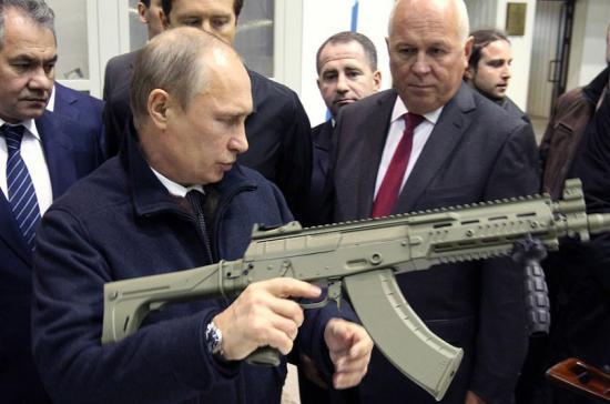 СМИ назвали фамилии россиян, которые подстрекали Путина к войне. Фото: