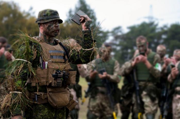  Миссия UNIFIER - канадские военные продолжают обучение украинских бойцов в Великобритании