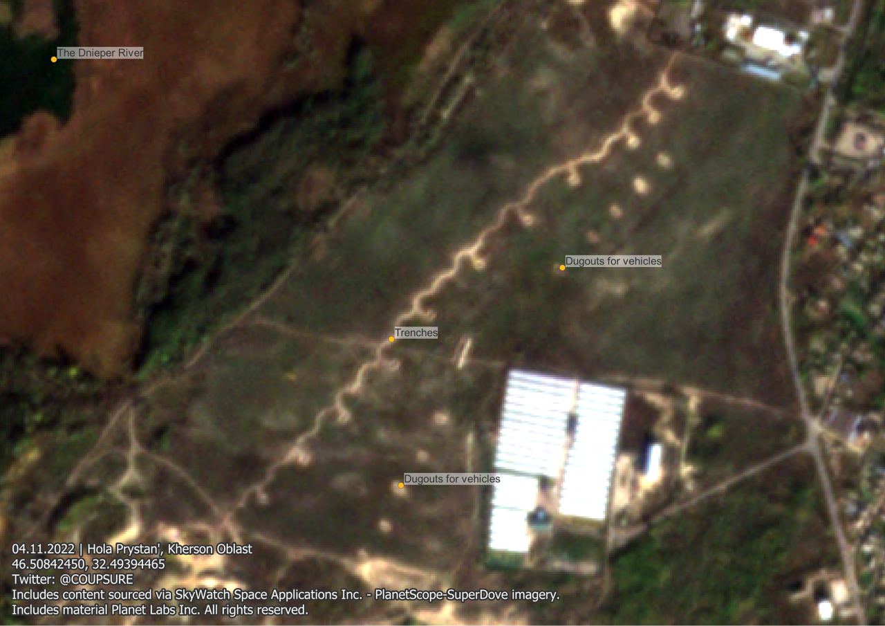 Три лінії окопів - у мережі опублікували супутникові знімки оборонних споруд росії на півдні