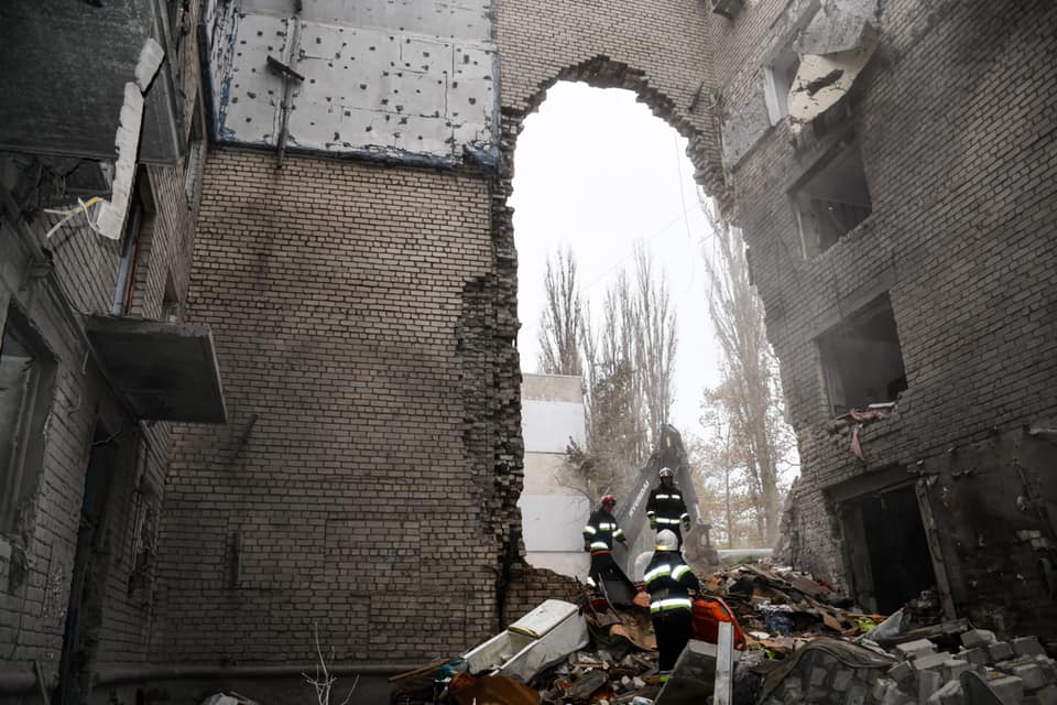 Зросла кількість загиблих унаслідок ракетної атаки на Миколаїв 