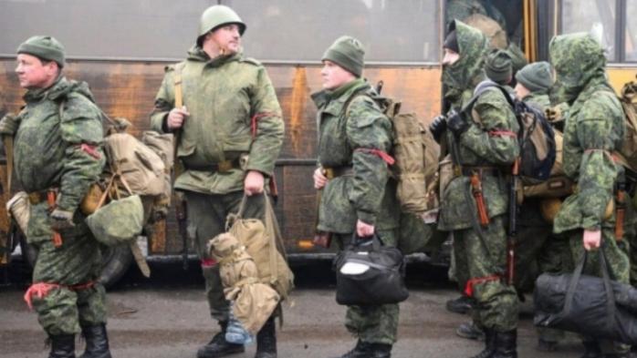 Росіяни розквартировуються в Олешках і Новотроїцькому на Херсонщині