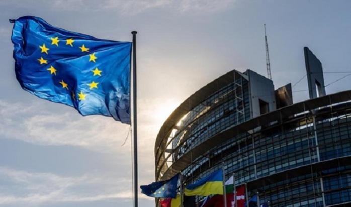 Європарламент схвалив надання Україні 18 млрд євро у 2023 році