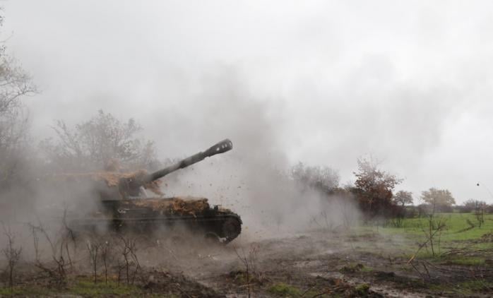 Бахмут залишається епіцентром головної битви за Україну