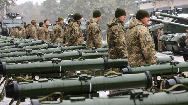 Украина получит 155-мм артиллерию, снаряды и бронемашины от союзников по НАТО