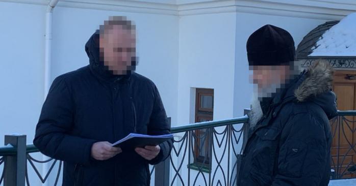 СБУ сообщила священнику Лавры о подозрении. Фото: СБ Украины