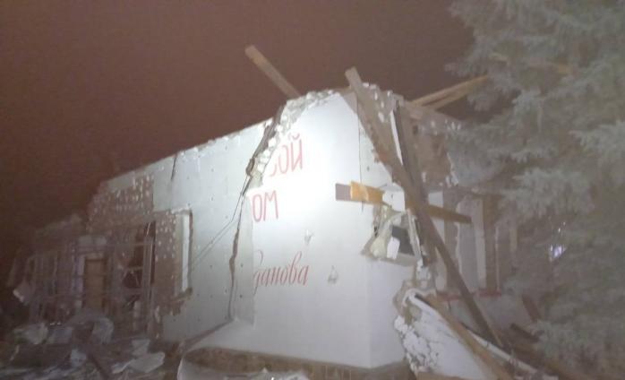  HIMARS разбил гостиницу в Кадиевке, там была база "вагнеровцев" 