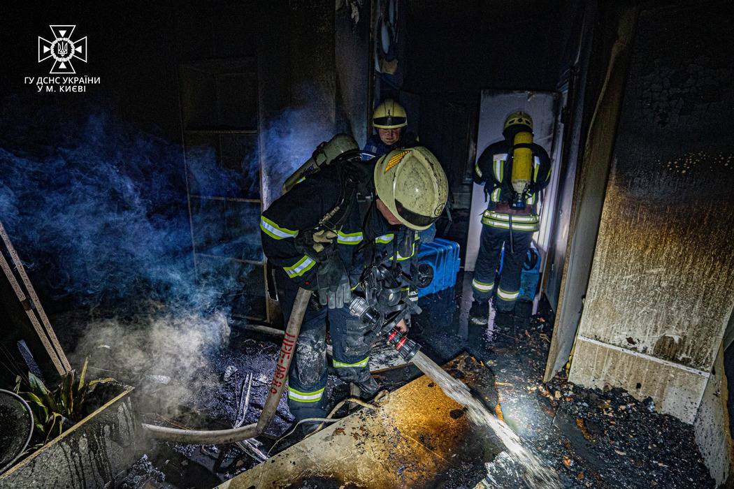 Пожежа у Києві ,фото - ДСНС