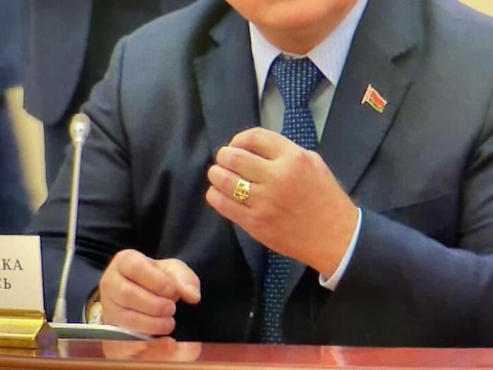 Кольца власти - путин подарил кольца коллегам по саммиту СНГ 