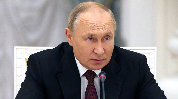 Путин запретил продажу нефти странам, установившим «потолок» цены