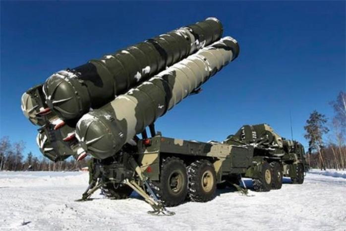  Белорусские паблики сообщают, что в Брестской области упали обломки от ракеты, похожей на С-300 