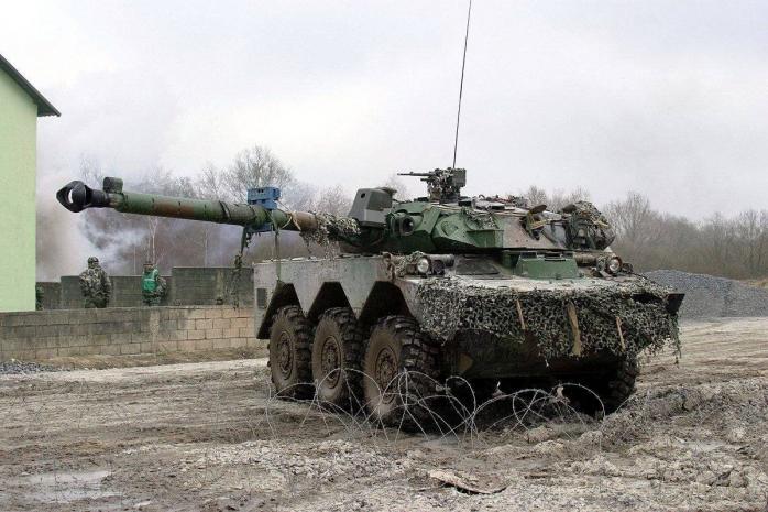  Франция поставит Украине легкие колесные танки AMX-10 RC 