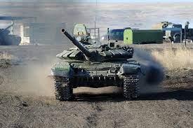 Прем’єр Чехії підписав танк Т-72, який відправлять до України