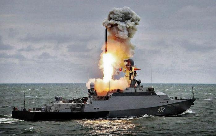 россия вывела в Черное море носитель ракет «Калибр». Фото: 