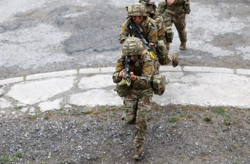 Навчання українських військових у Великій Британії. Фото: Міноборони