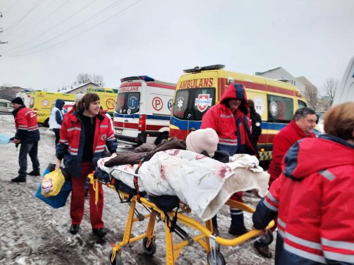 21 січня відбулась наймасовіша медична евакуація хворих із Херсона на Львівщину