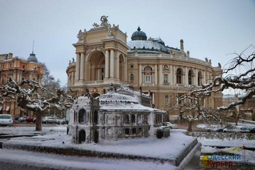 В Одессе — масштабная авария на подстанции, в город срочно везут генераторы