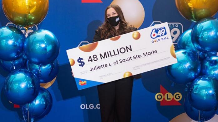 18-річна канадка х першої спроби виграла у лотерею 36 млн доларів