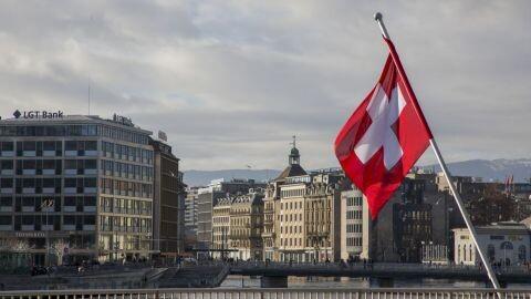 Швейцария приближается к отмене запрета на поставку оружия Украине - Reuters