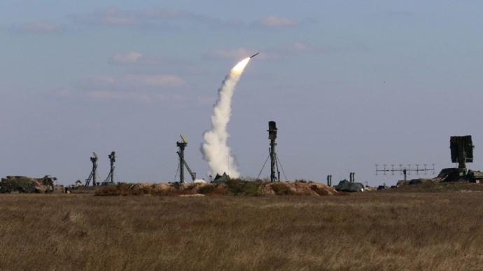Ракетний удар по Україні - ППО збила 61 ціль 