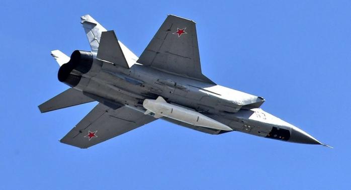 россияне начали имитировать вылеты истребителей Миг-31К. Фото:
