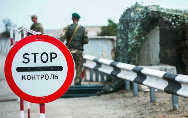Уряд розширив список держслужбовців для виїзду за кордон. Фото: dtkt.ua