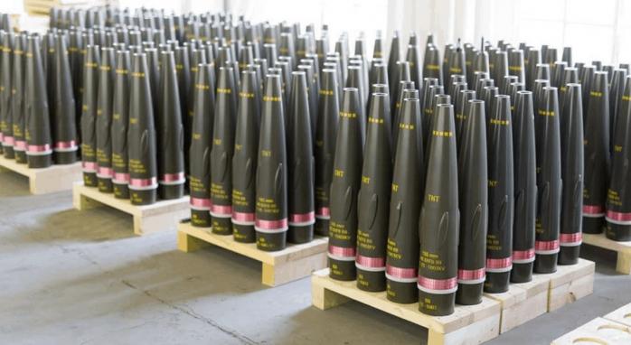 ЄС може вкласти 4 млрд євро в купівлю мільйона боєприпасів для ЗСУ — Bloomberg