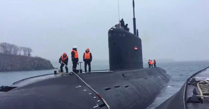 В Черном море находятся две российские подводные лодки, фото: «Ридус»