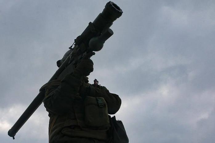 Нацгвардейцы сбили штурмовик из ПЗРК. Фото: МВД