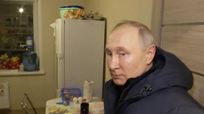 З сайту Кремля видалили фрагмент відео із зустрічі путіна з жителями Маріуполя - місцеві кричали про «показуху»