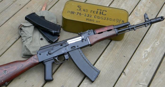 Большое количество трофейного оружия поставили на учет в Киевской области, фото: rg.ru