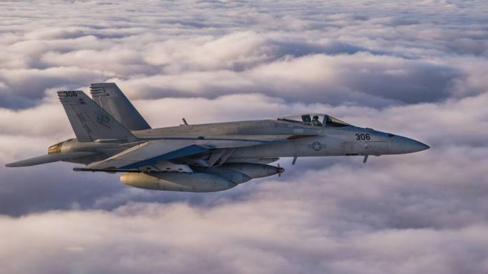 Истребитель F / A-18 Super Hornet. Фото: theaviationgeekclub