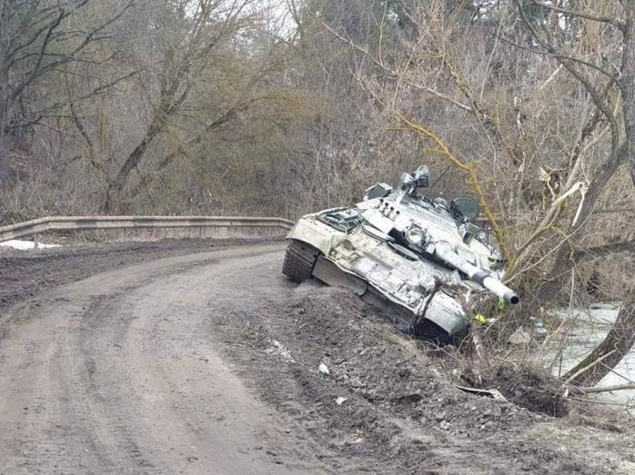 Десантники ЗСУ знищили російський танк. Фото: Генштаб