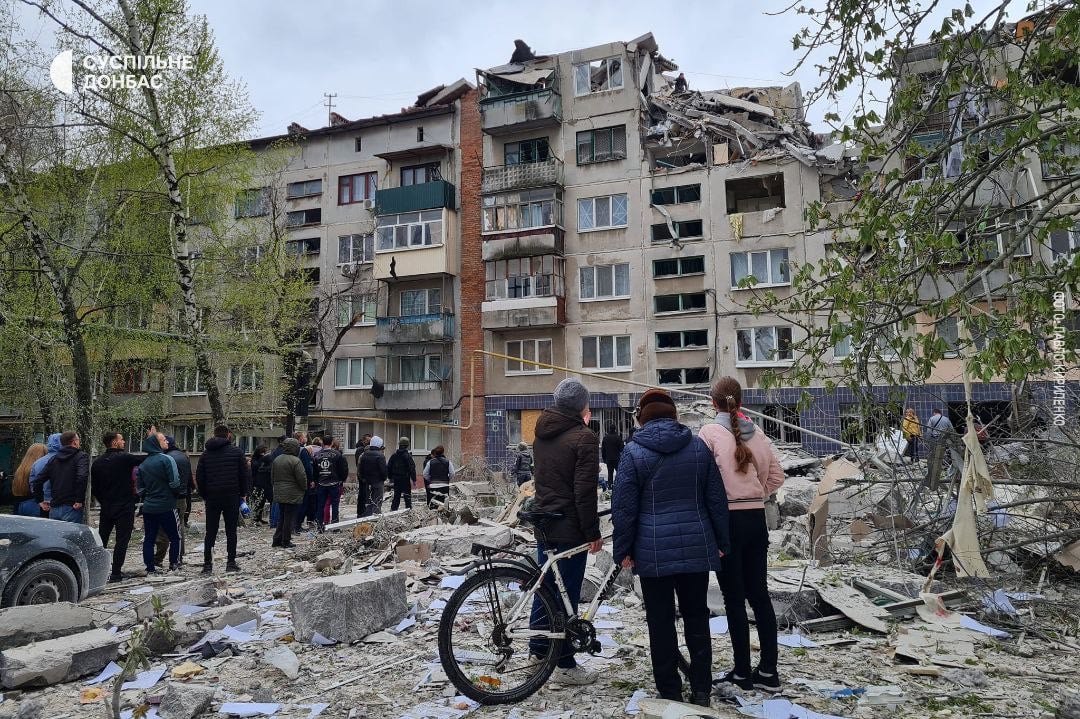 Рашисти вдарили по житловому кварталу Слов'янська