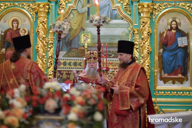 Вперше за 300 років в Успенському соборі Києво-Печерської лаври провели Великодню службу українською мовою
