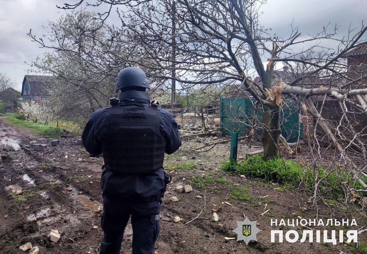 Наслідки ворожих ударів по Донеччині. Фото: Нацполіція