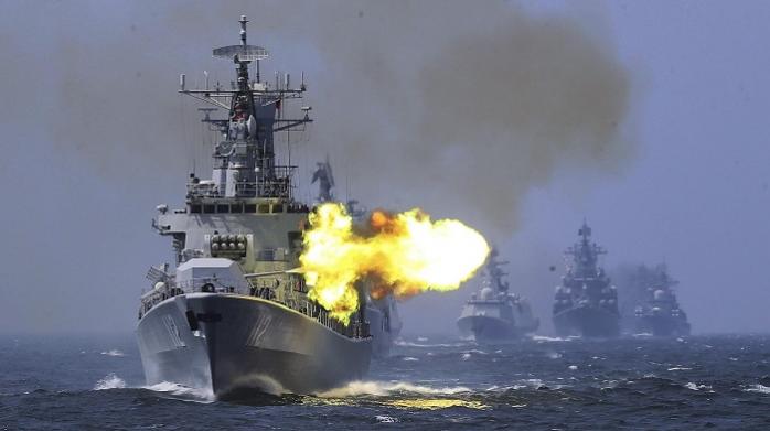 ВМС ЗСУ: У Чорному морі 12 кораблів рф, серед них носій восьми «Калібрів»