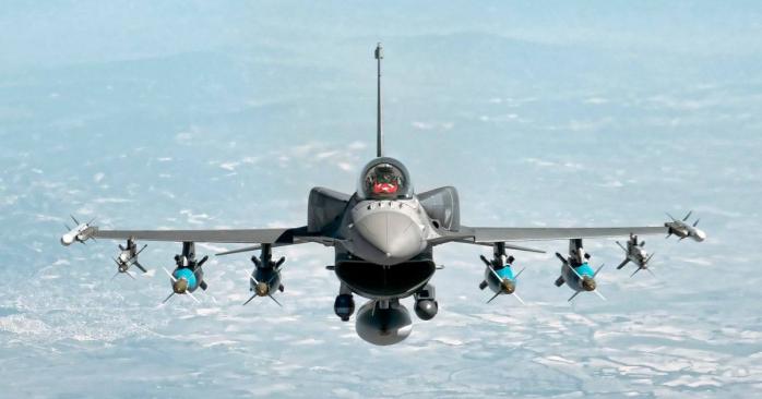 США назвали условие для одобрения экспорта самолетов F-16 для Украины. Фото: 